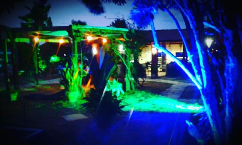 Pousada Flamboyant Village - Praia Das Fontes - 50Mt Da Gruta Mae D'Agua (Adults Only) ベベリベ エクステリア 写真