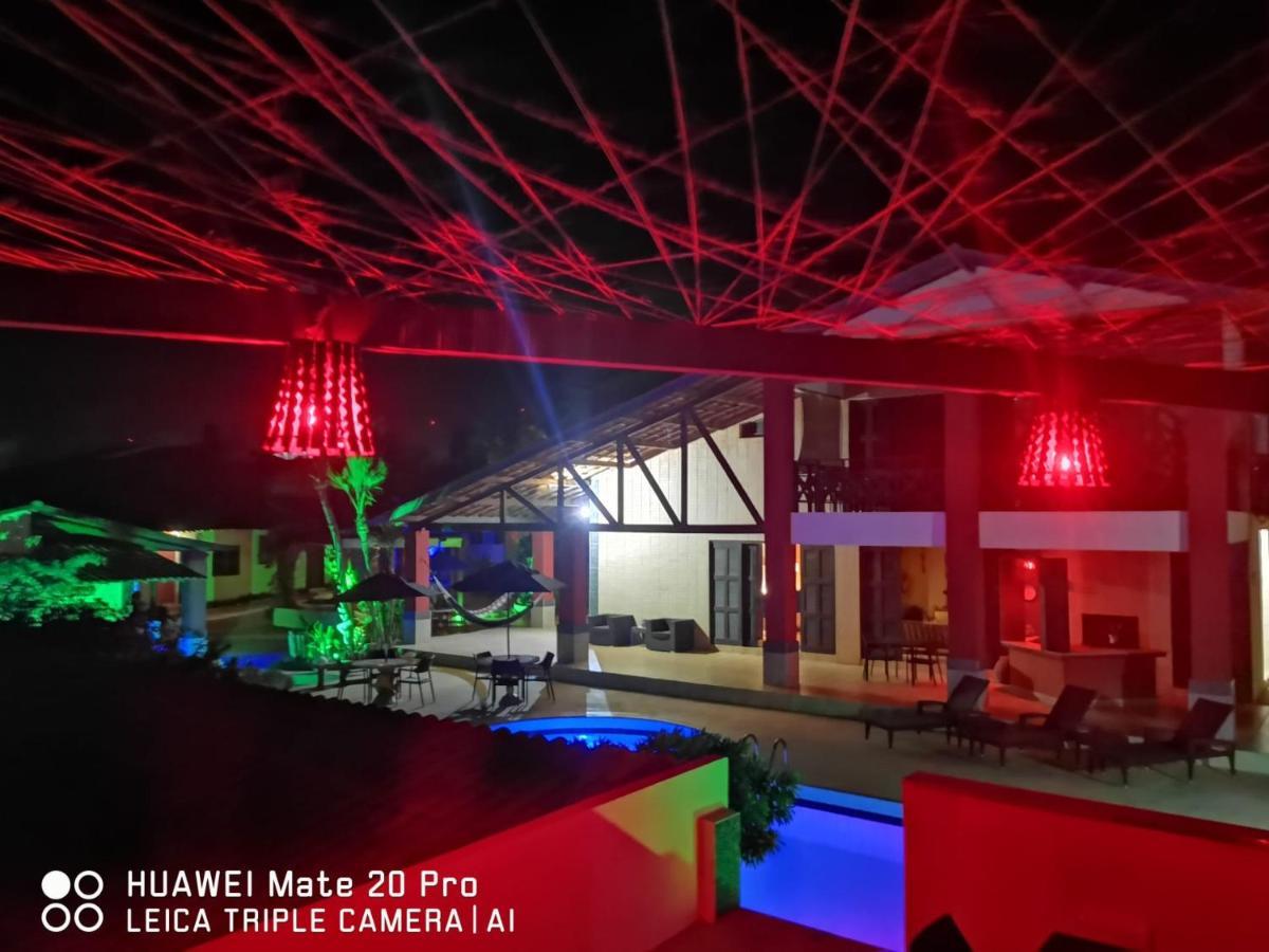 Pousada Flamboyant Village - Praia Das Fontes - 50Mt Da Gruta Mae D'Agua (Adults Only) ベベリベ エクステリア 写真